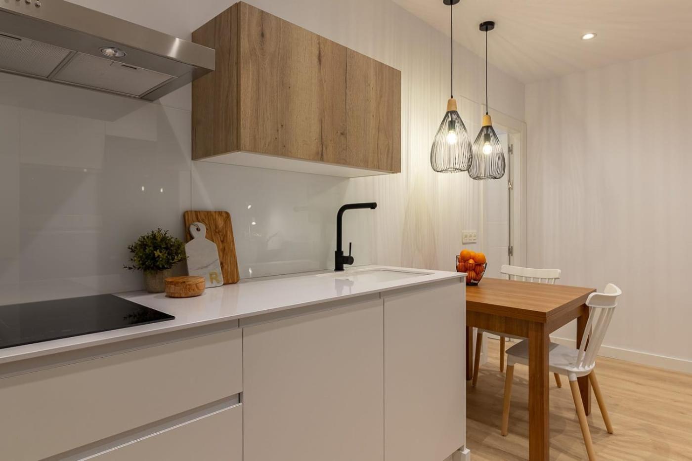 Room4You By Asturias Holidays Oviédo Exterior foto